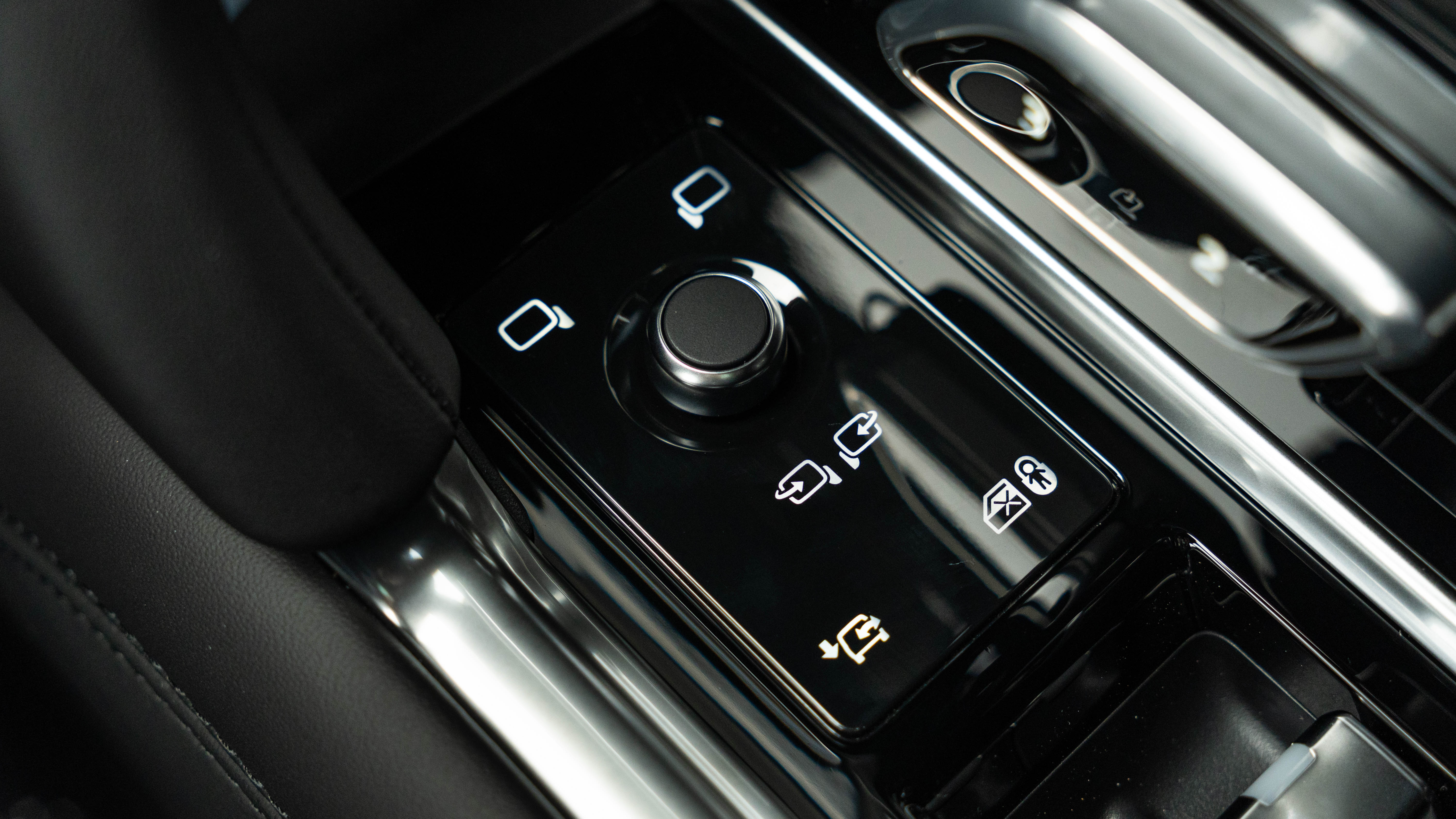 RANGE ROVER 3.0 D350 SE 4DR AUTO ESTATE