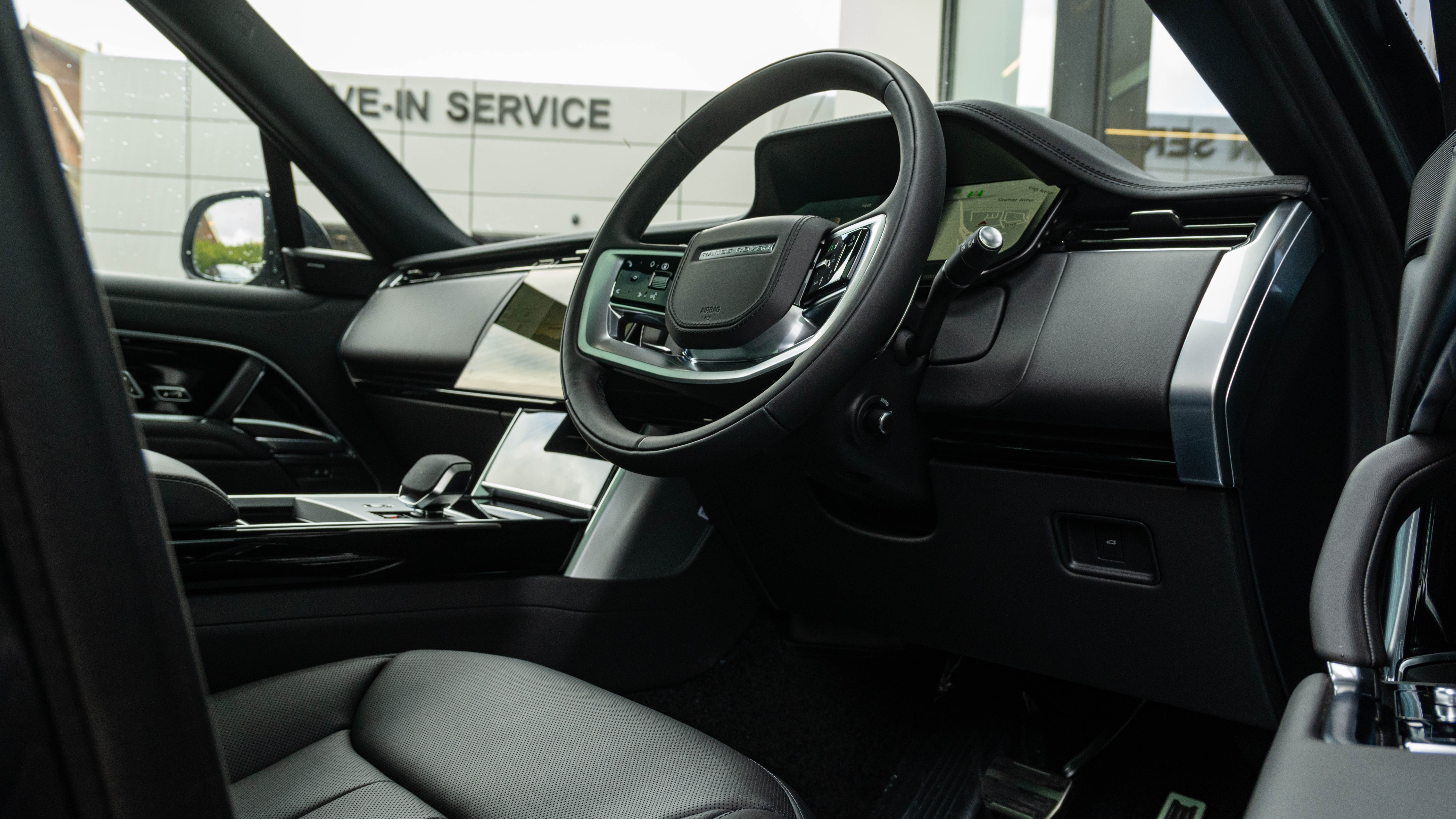 RANGE ROVER 3.0 D350 SE 4DR AUTO ESTATE