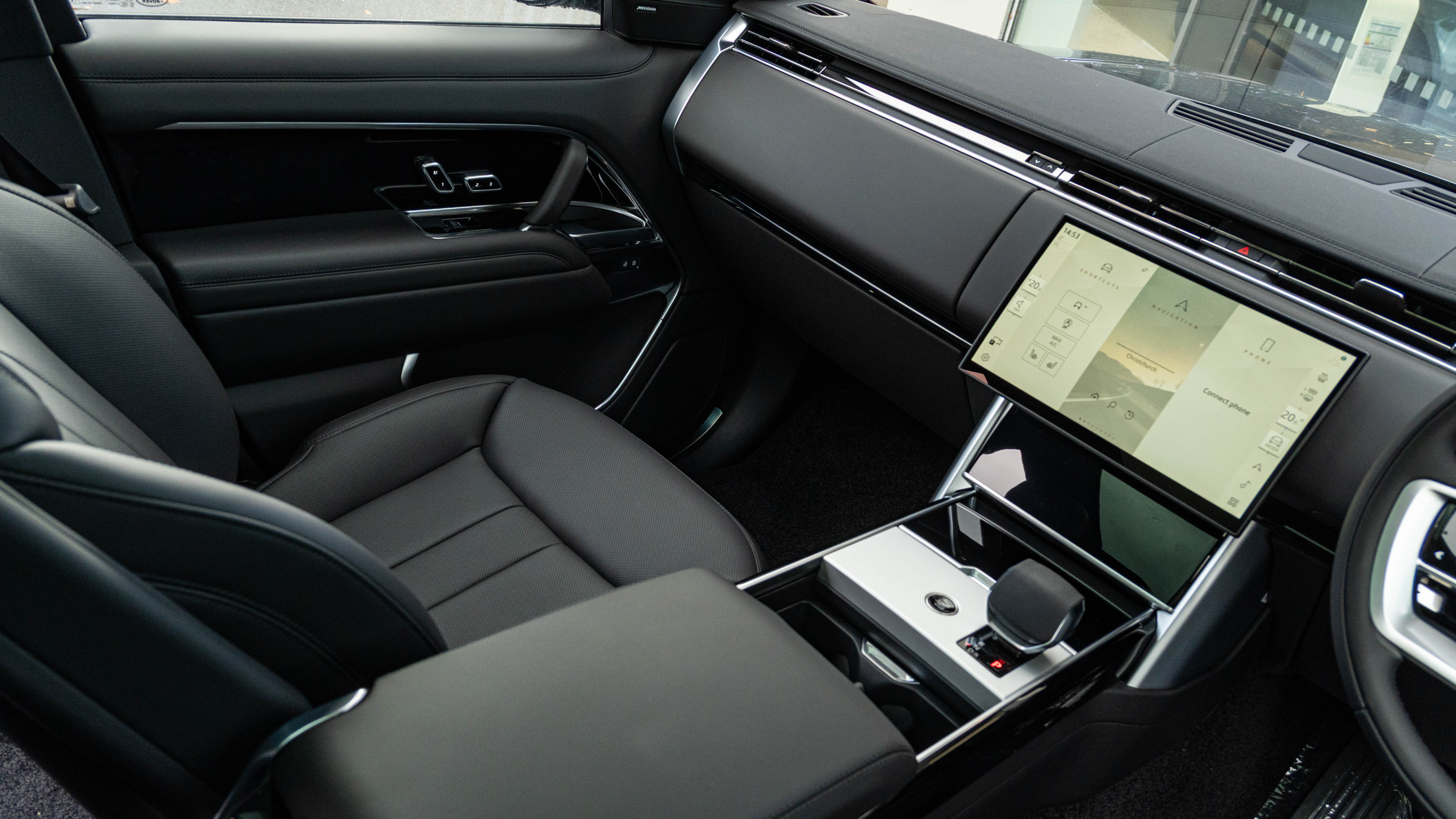 RANGE ROVER 3.0 D350 SE 4DR AUTO ESTATE