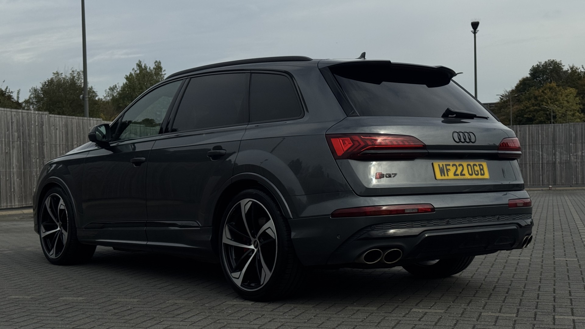 SQ7 TFSI QUATTRO BLACK EDITION TIPTRONIC