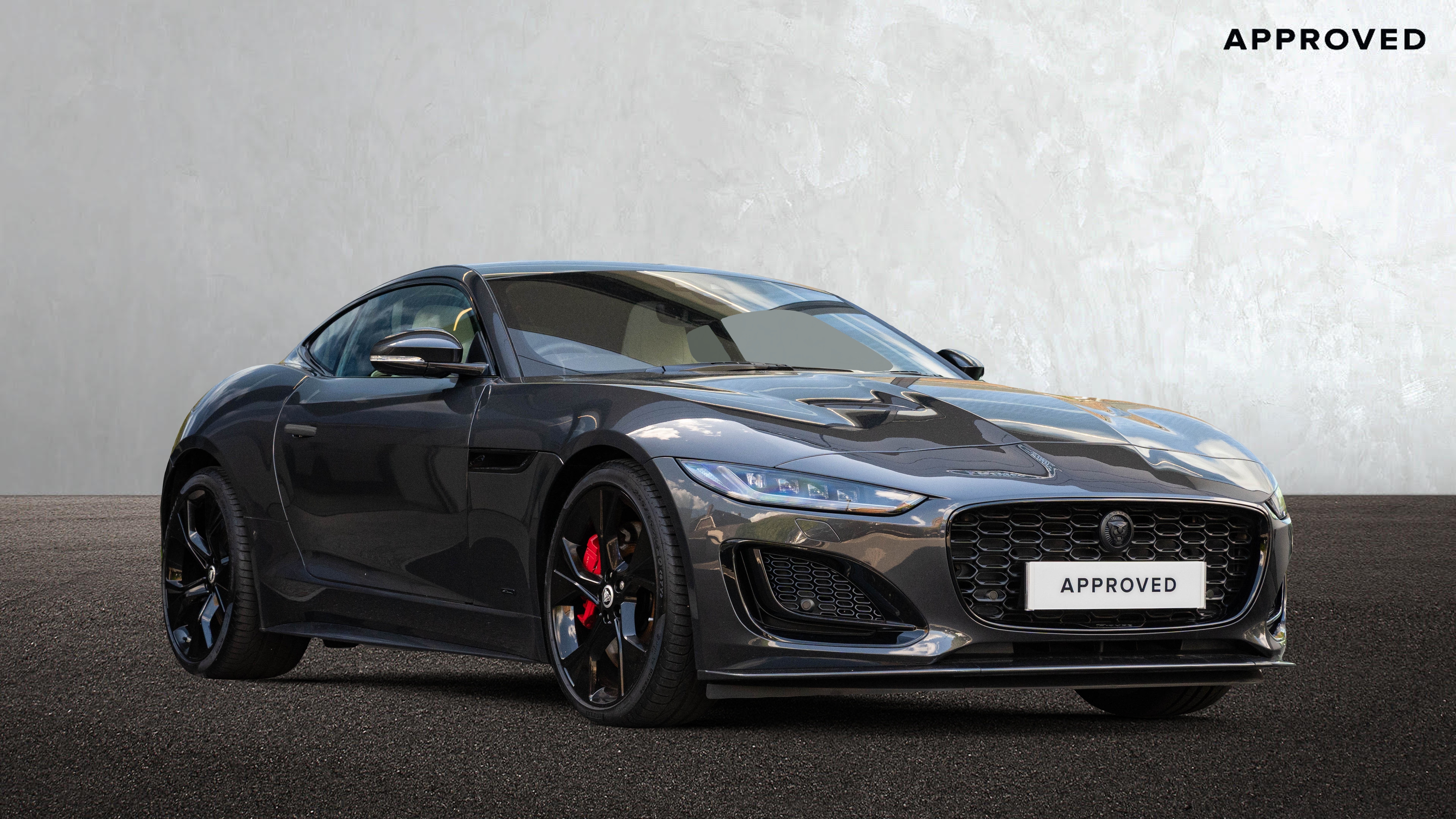 P450 SUPERCHARGED V8 AWD