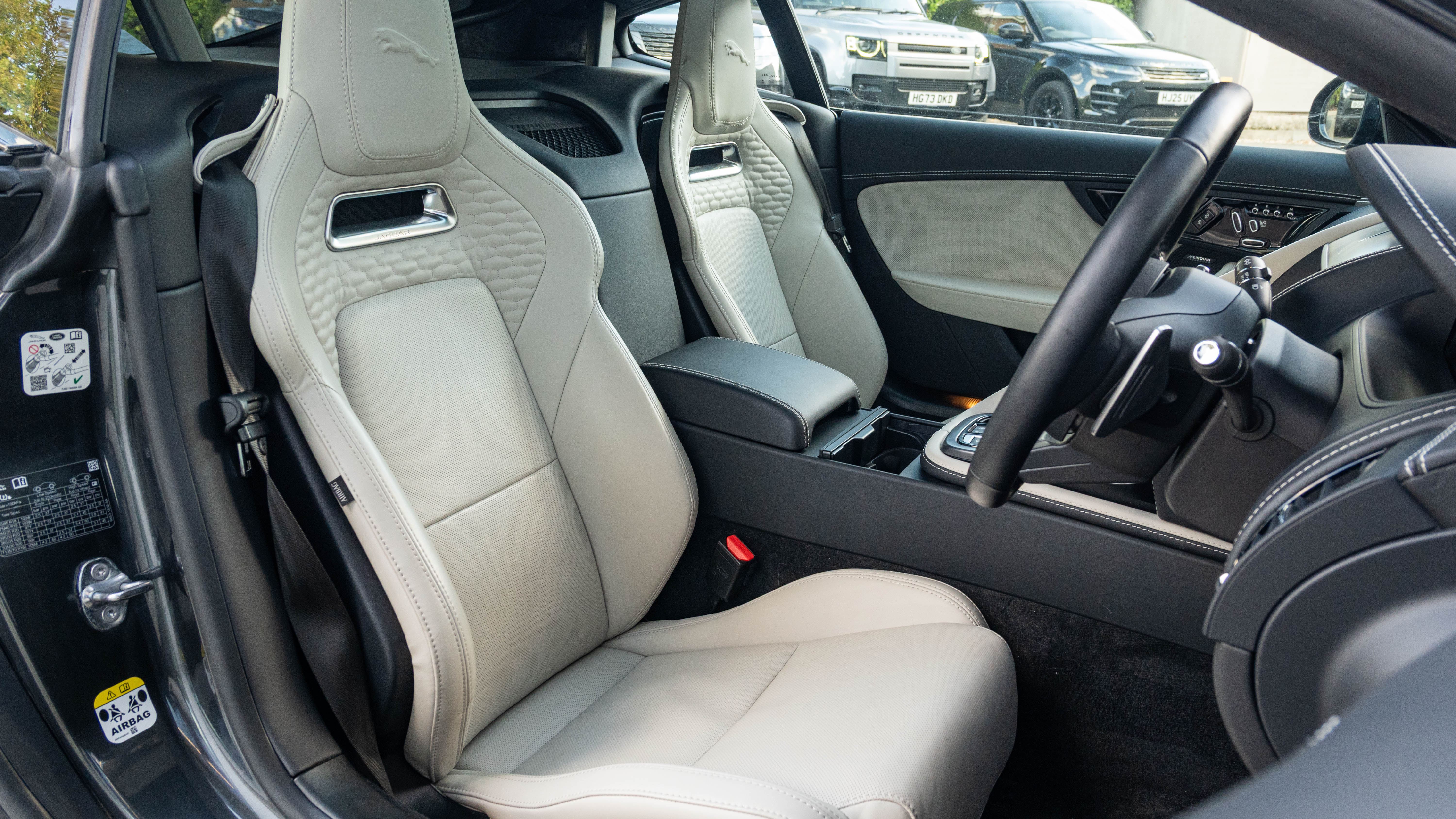 P450 SUPERCHARGED V8 AWD