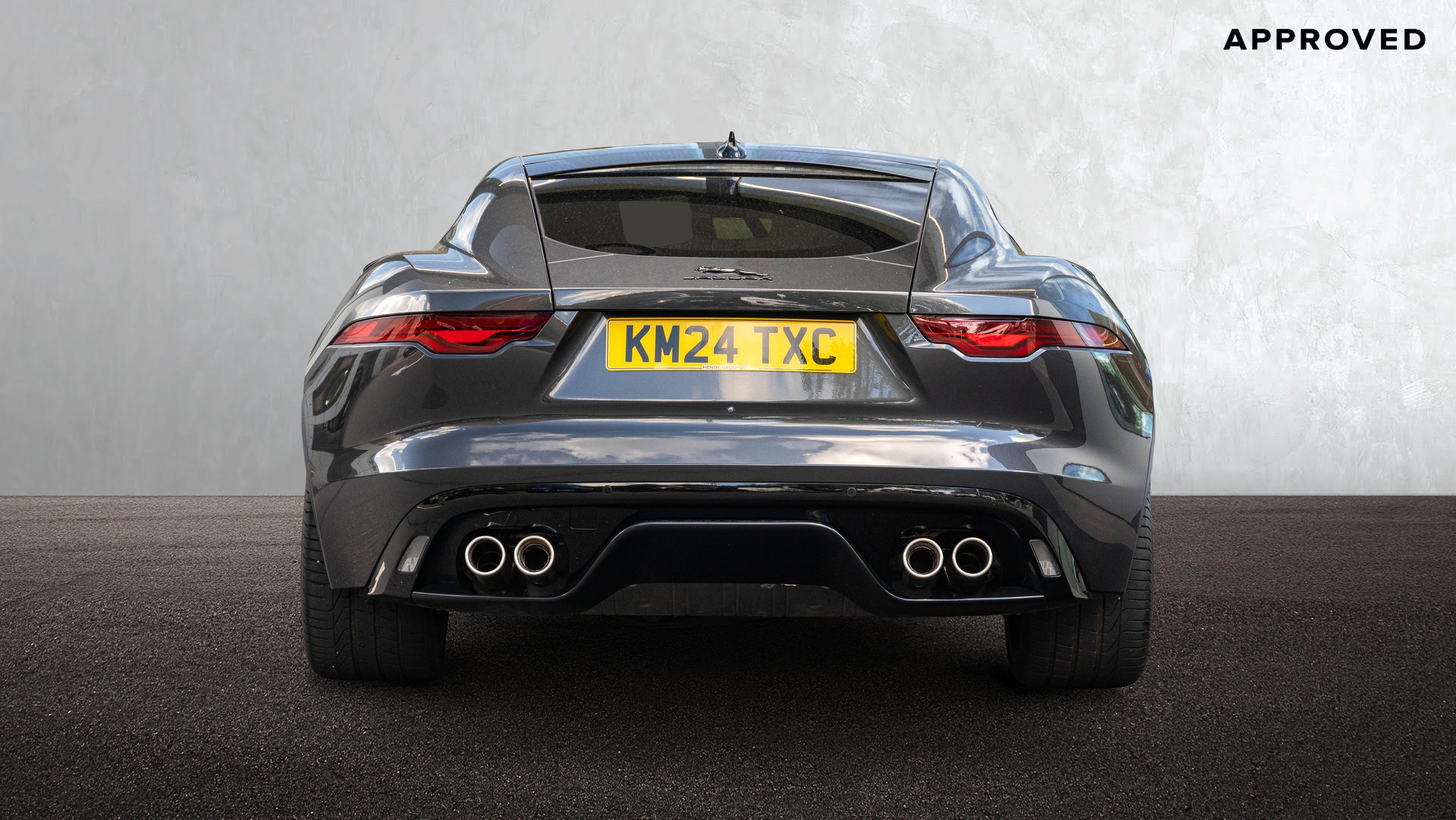 P450 SUPERCHARGED V8 AWD