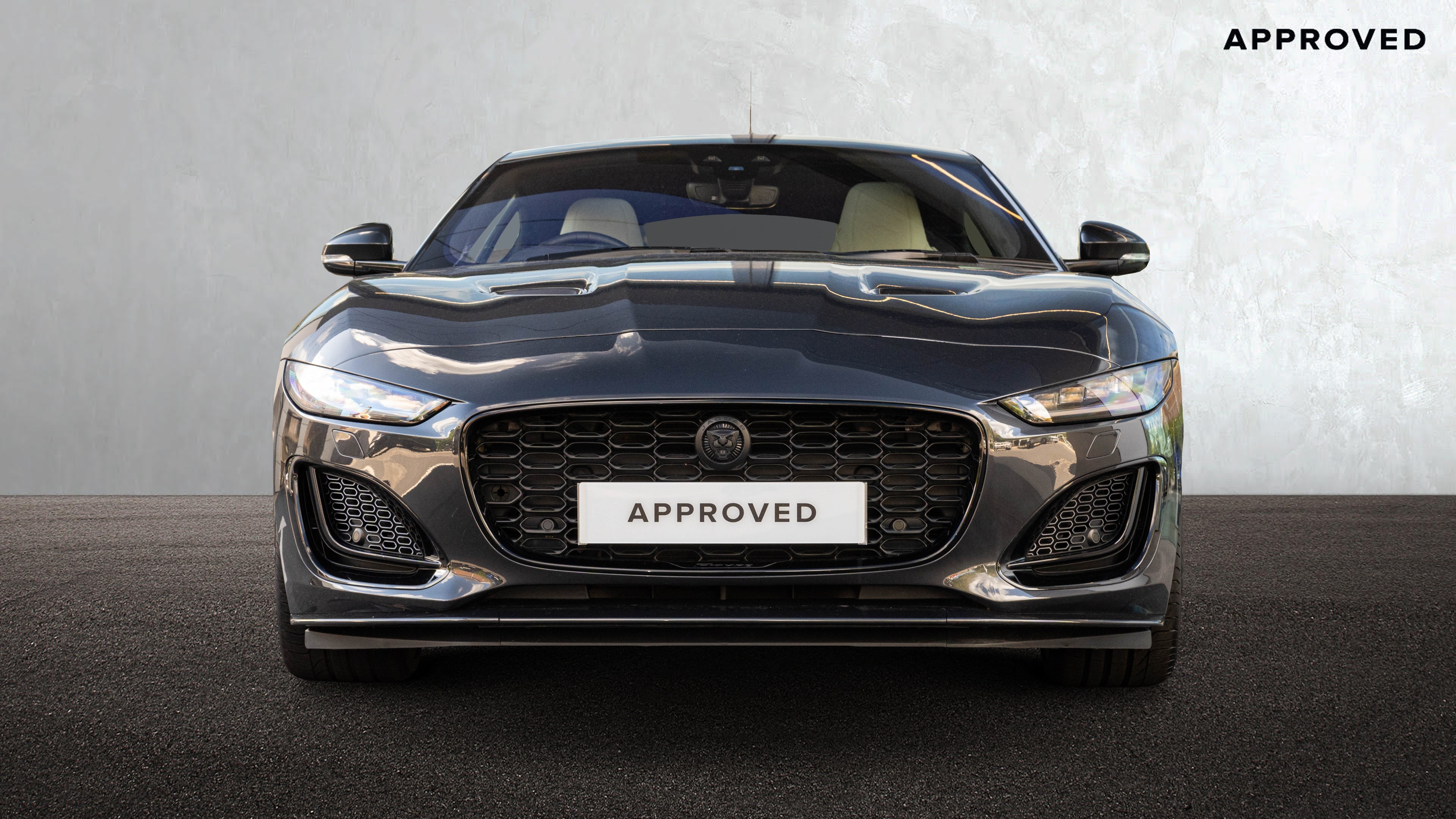 P450 SUPERCHARGED V8 AWD
