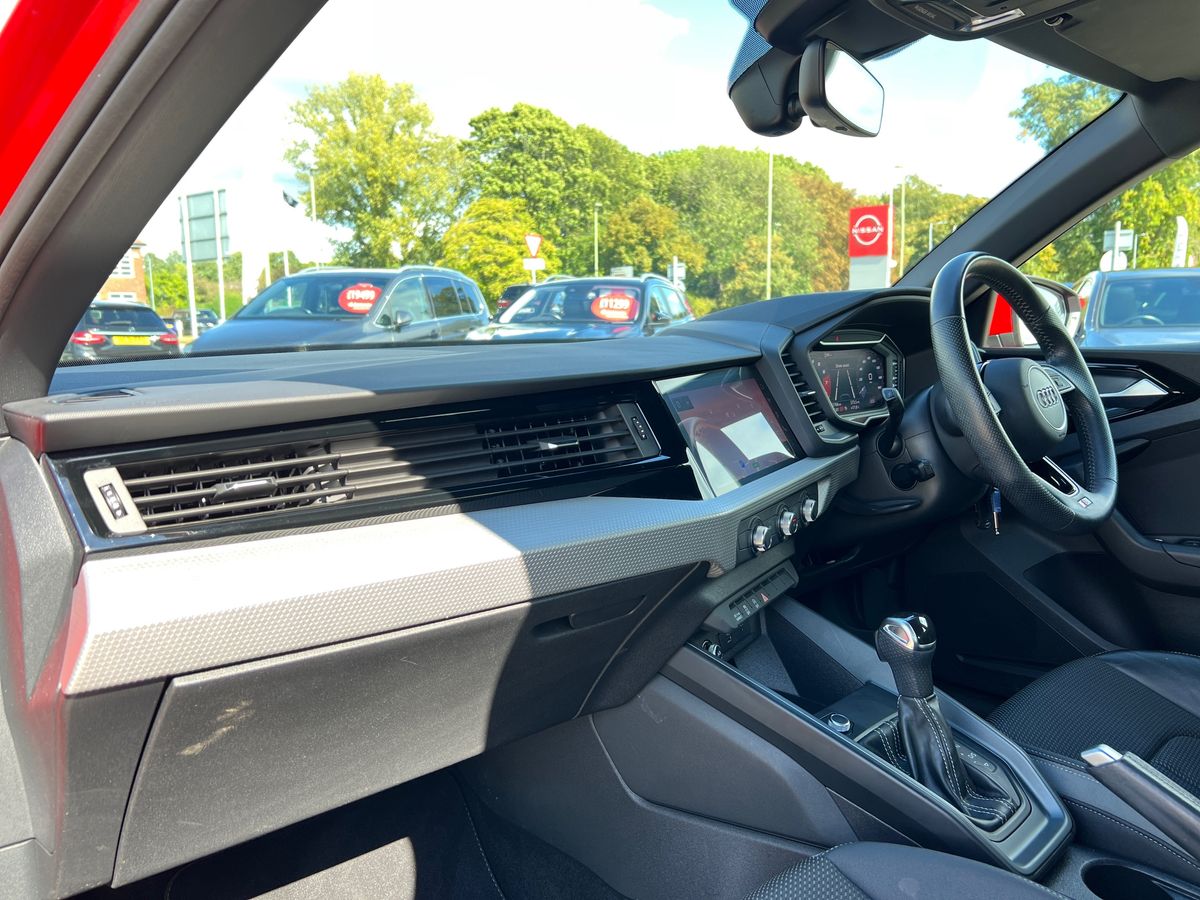 35 TFSI S TRONIC