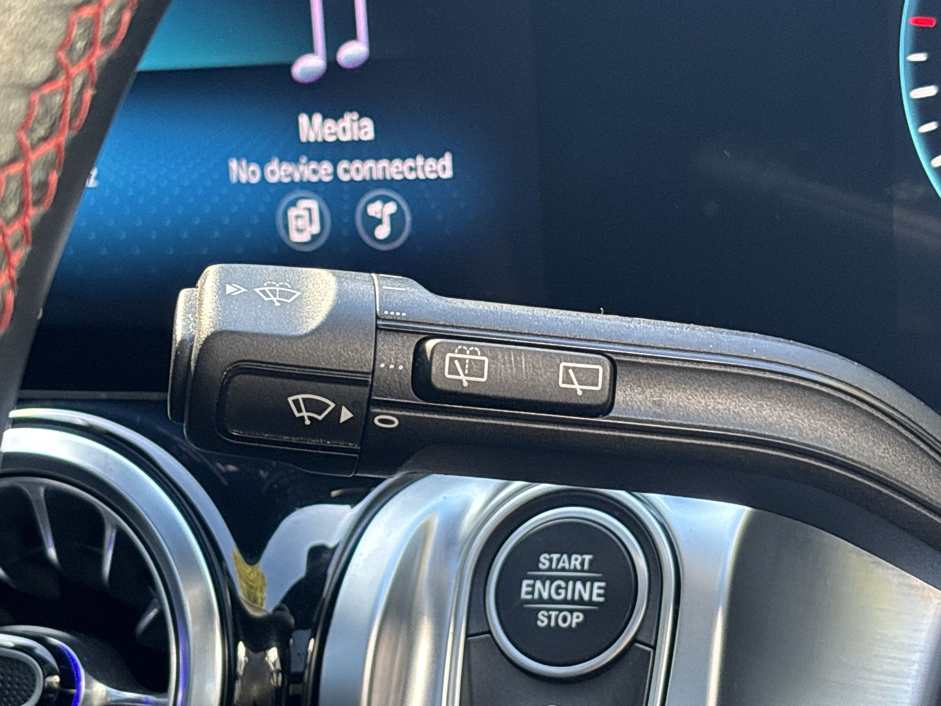 GLB 220D 4M PREM + NIGHT ED 8G-TRONIC