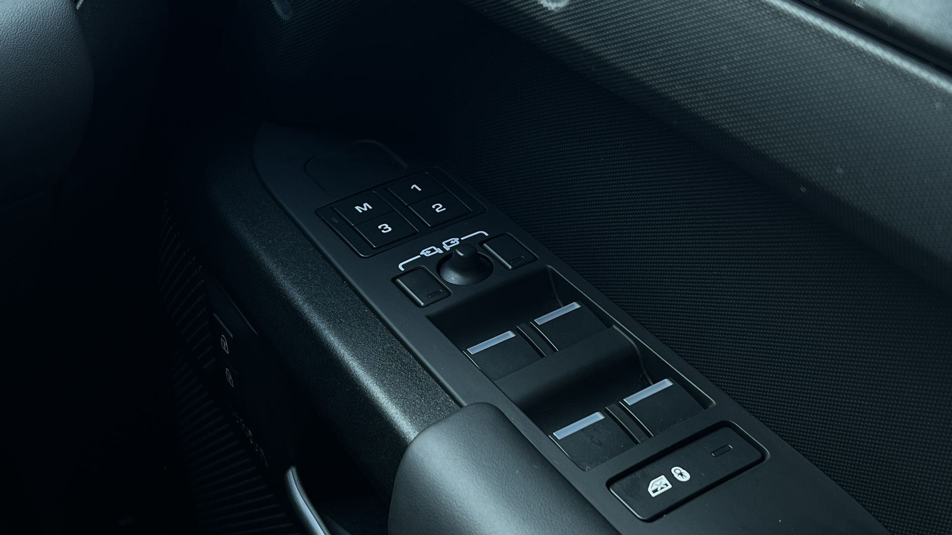 P525 V8 110