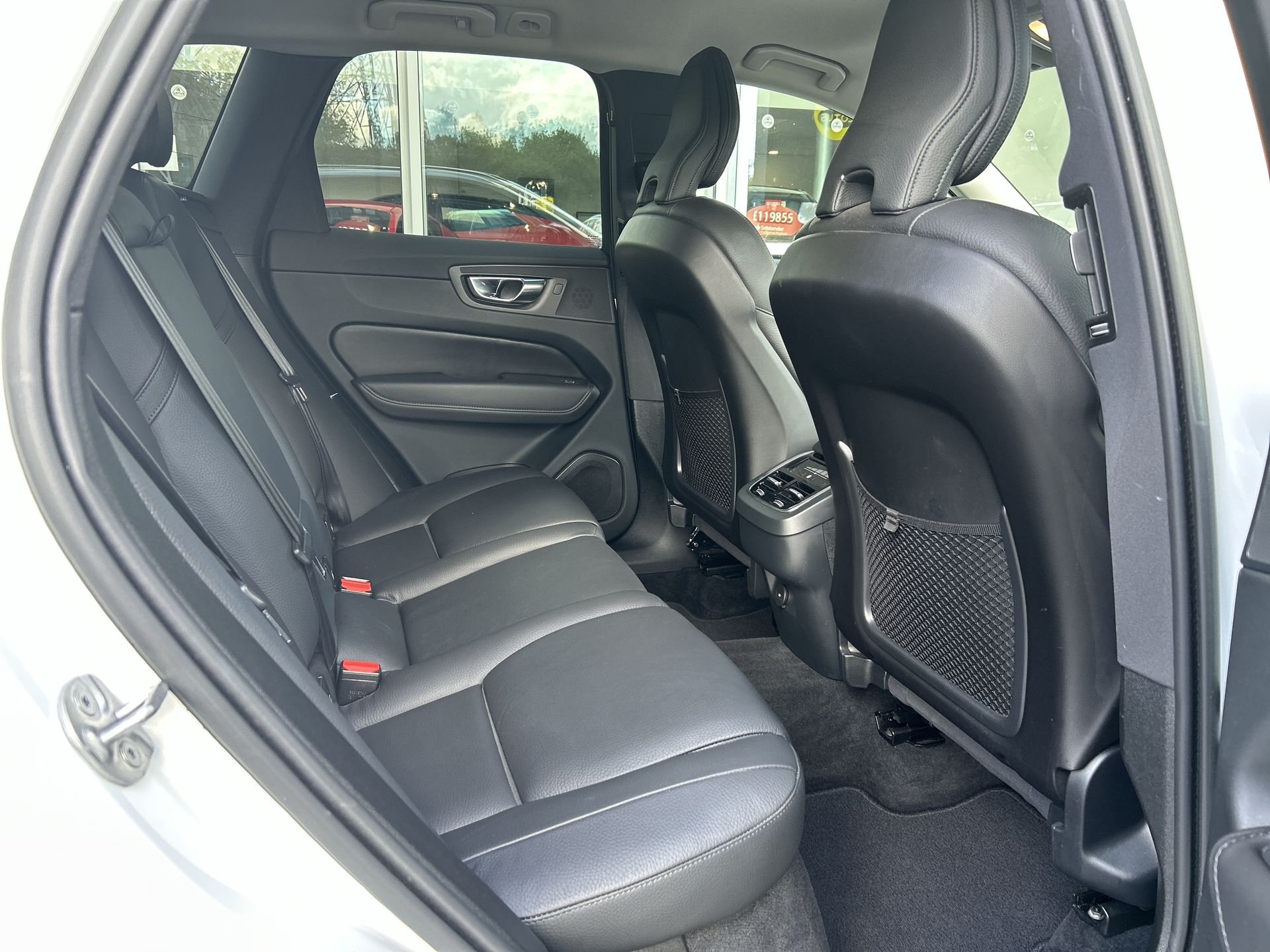 B4D DARK AWD GEARTRONIC