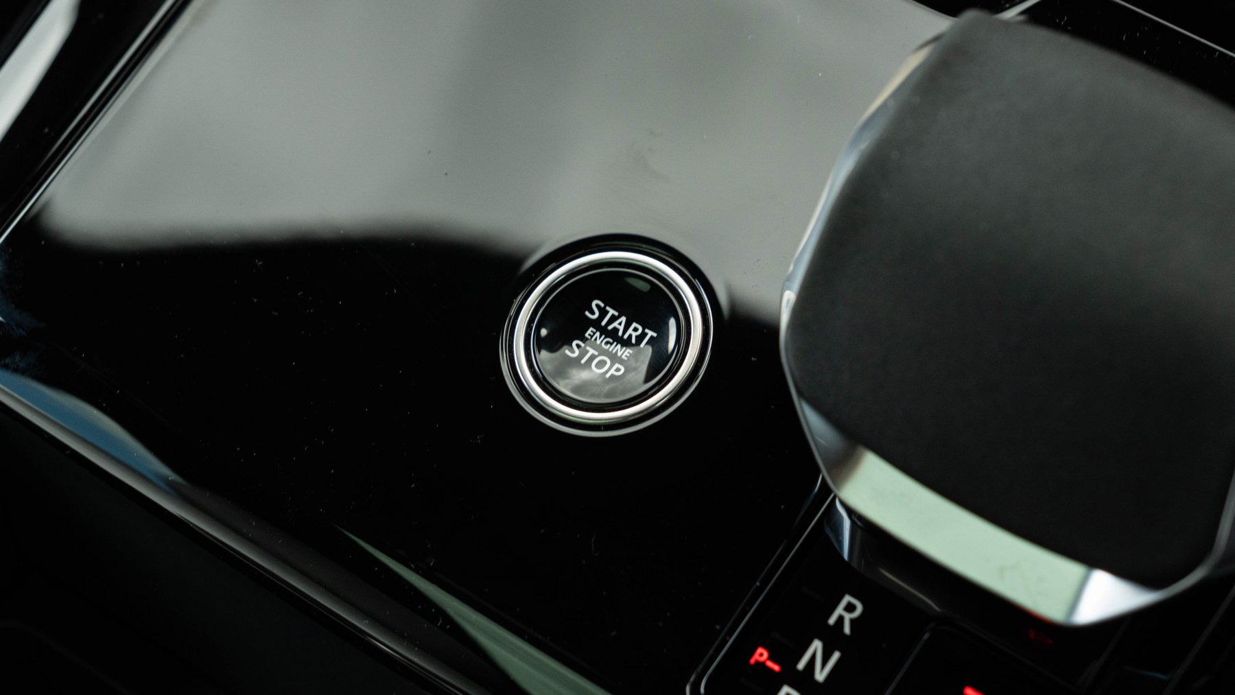 Land Rover RANGE ROVER SPORT, SUV, Borasco grey.