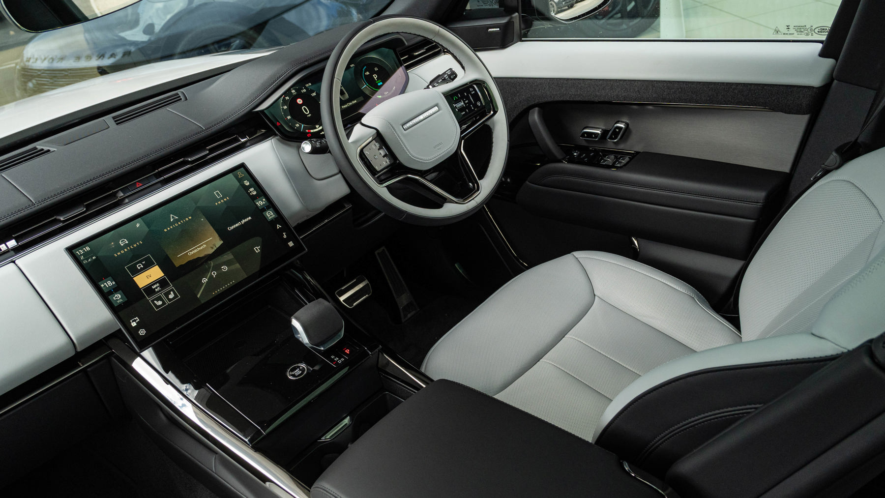 Land Rover RANGE ROVER SPORT, SUV, Borasco grey.