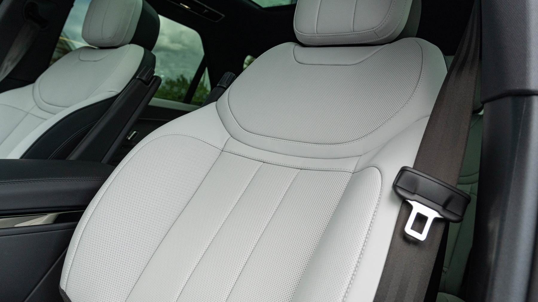 Land Rover RANGE ROVER SPORT, SUV, Borasco grey.