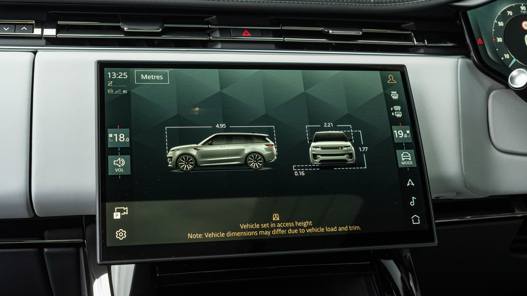 Land Rover RANGE ROVER SPORT, SUV, Borasco grey.