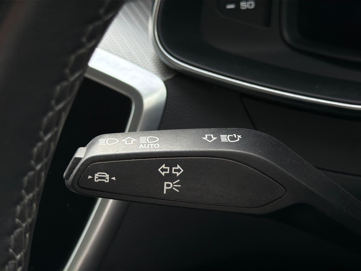 40 TFSI S TRONIC