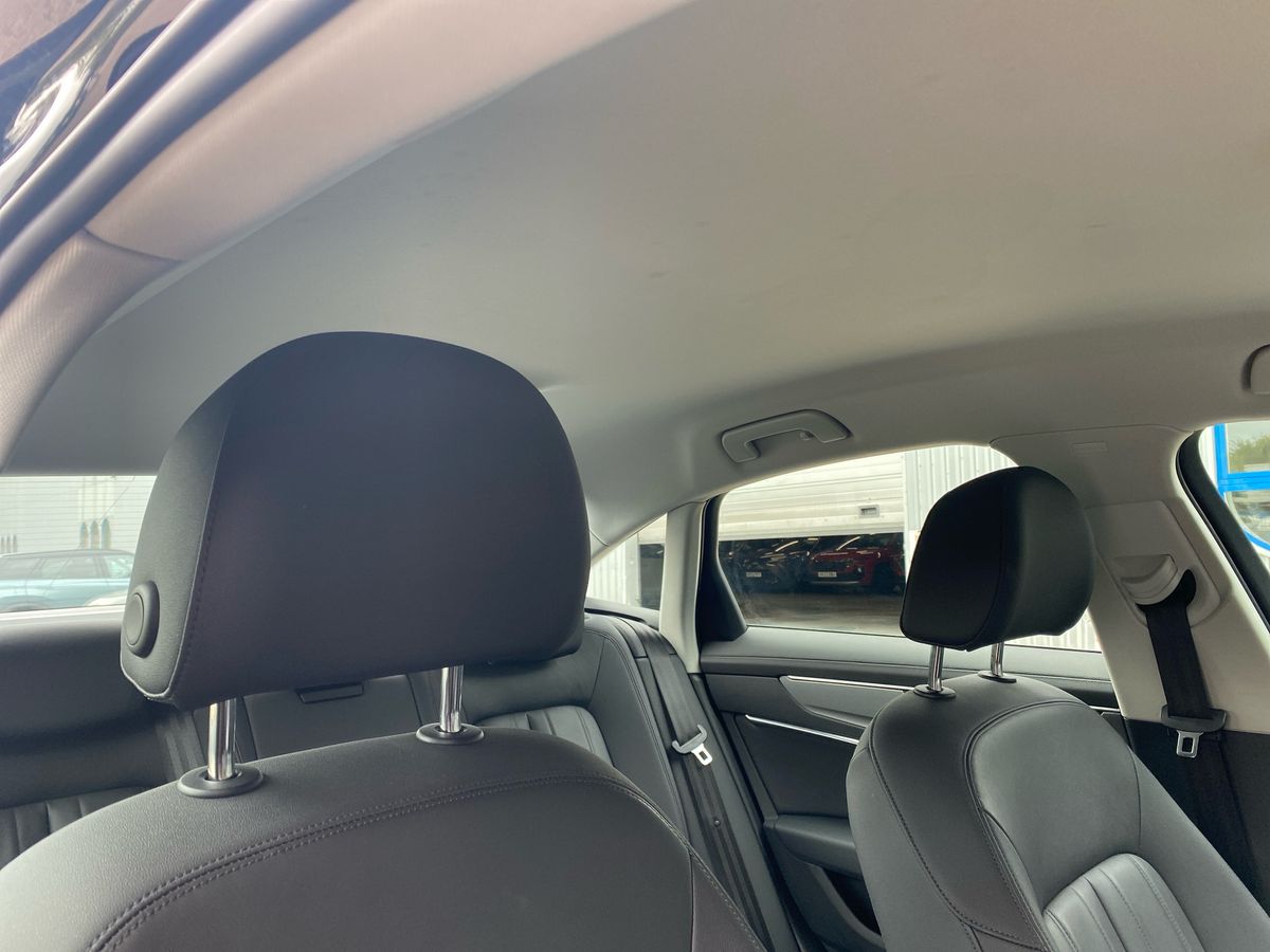 40 TFSI S TRONIC TECH PACK