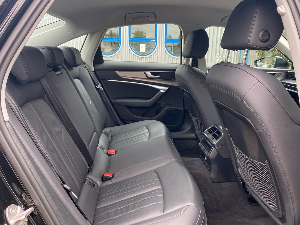 40 TFSI S TRONIC TECH PACK