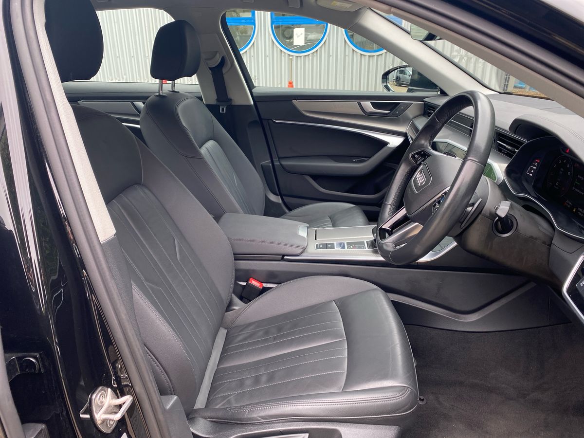 40 TFSI S TRONIC TECH PACK