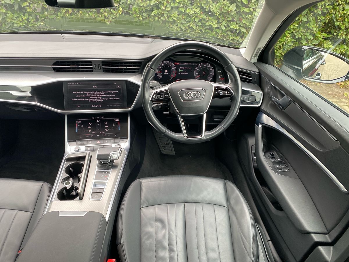 40 TFSI S TRONIC TECH PACK