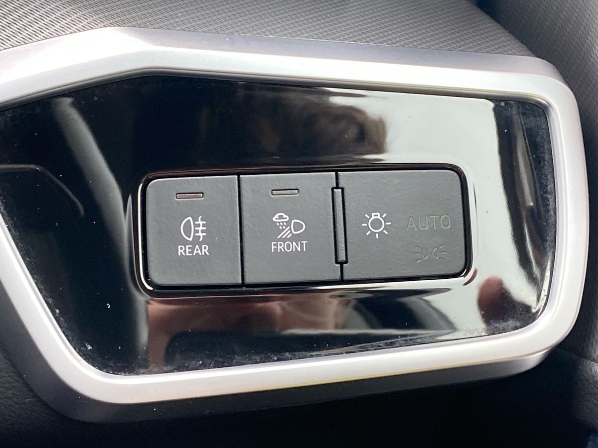 40 TFSI S TRONIC TECH PACK