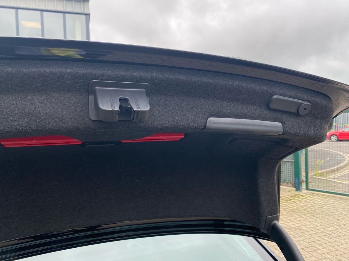 40 TFSI S TRONIC TECH PACK