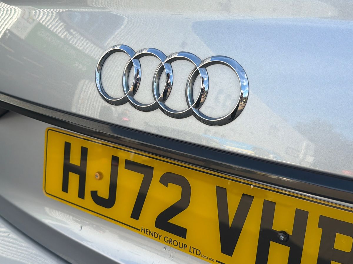 40 TFSI S TRONIC TECH PACK