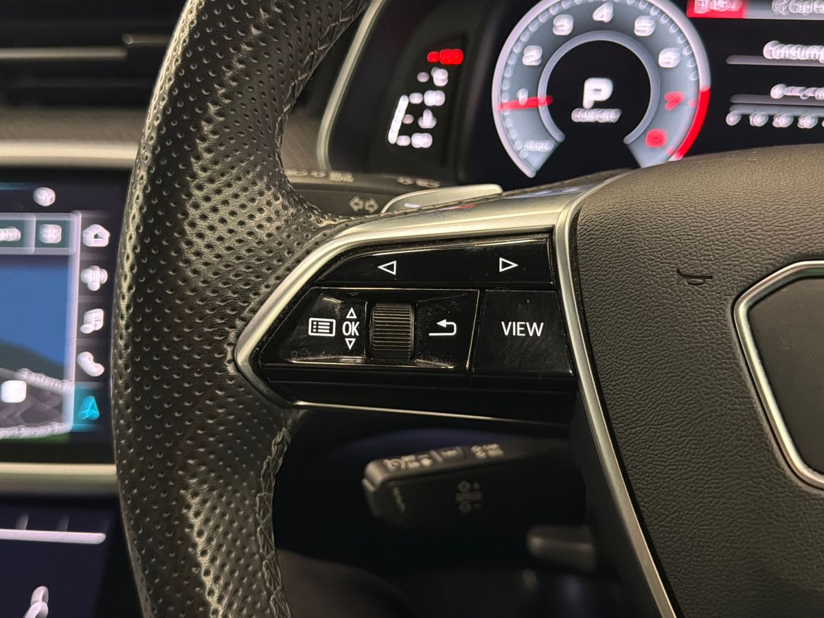 40 TFSI S TRONIC TECH PACK