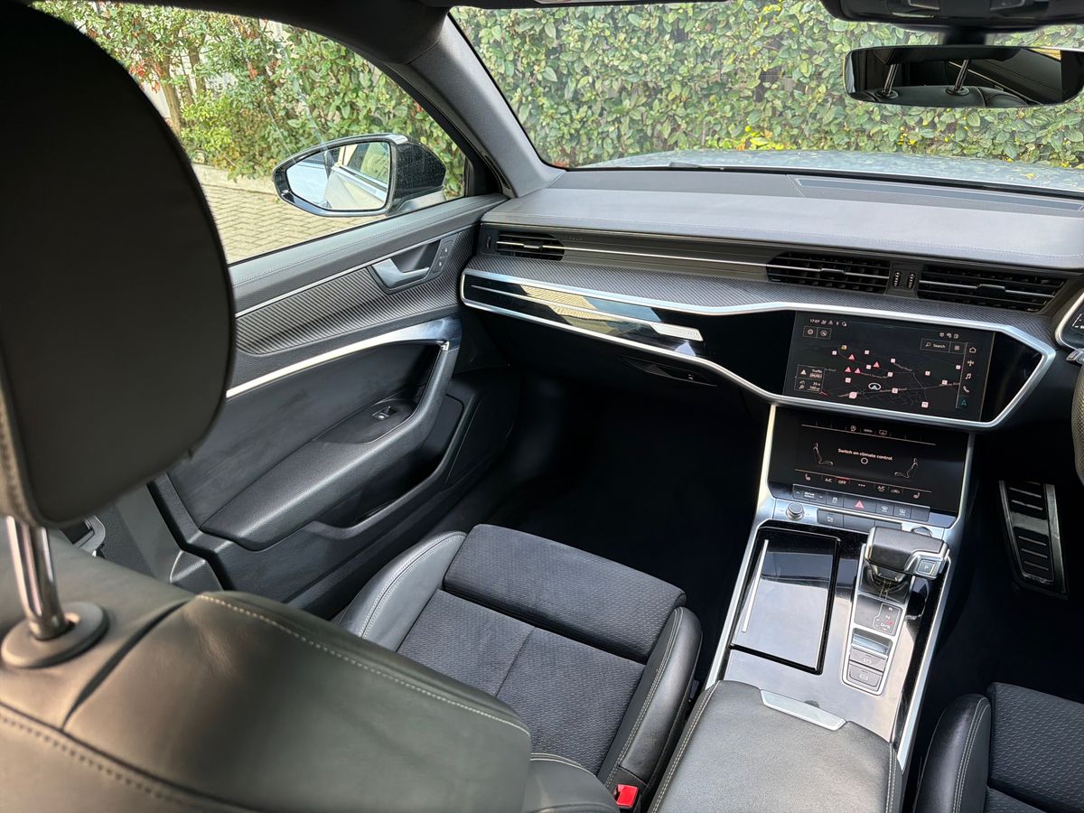 40 TFSI S TRONIC TECH PACK