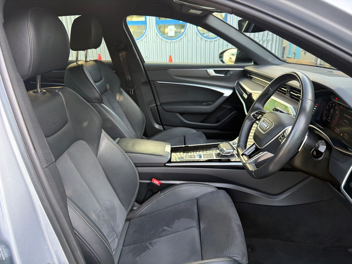 40 TFSI S TRONIC TECH PACK