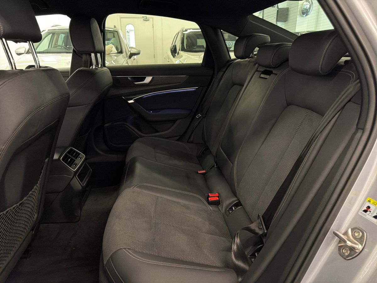 40 TFSI S TRONIC TECH PACK