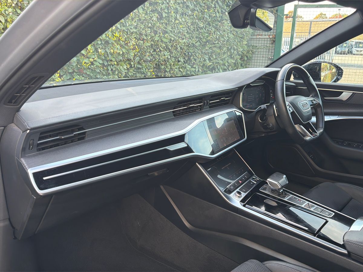 40 TFSI S TRONIC TECH PACK