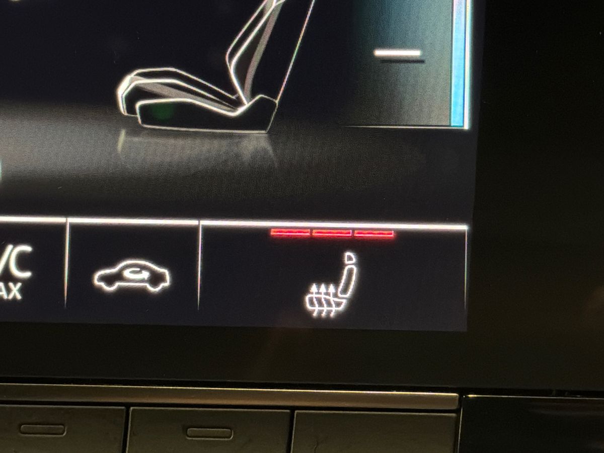 40 TFSI S TRONIC TECH PACK