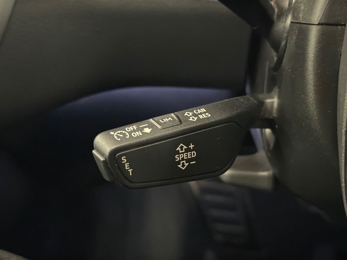 40 TFSI S TRONIC TECH PACK