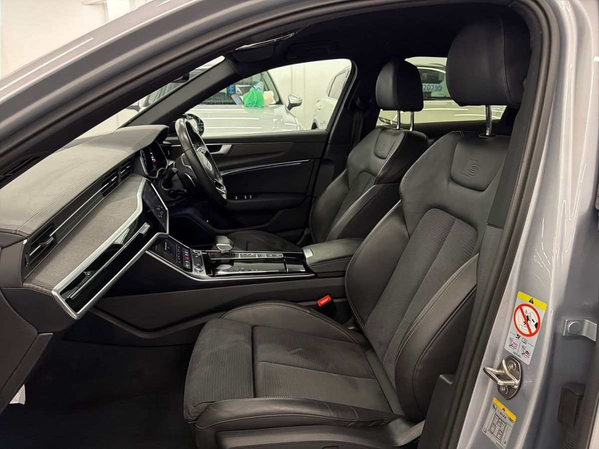 40 TFSI S TRONIC TECH PACK