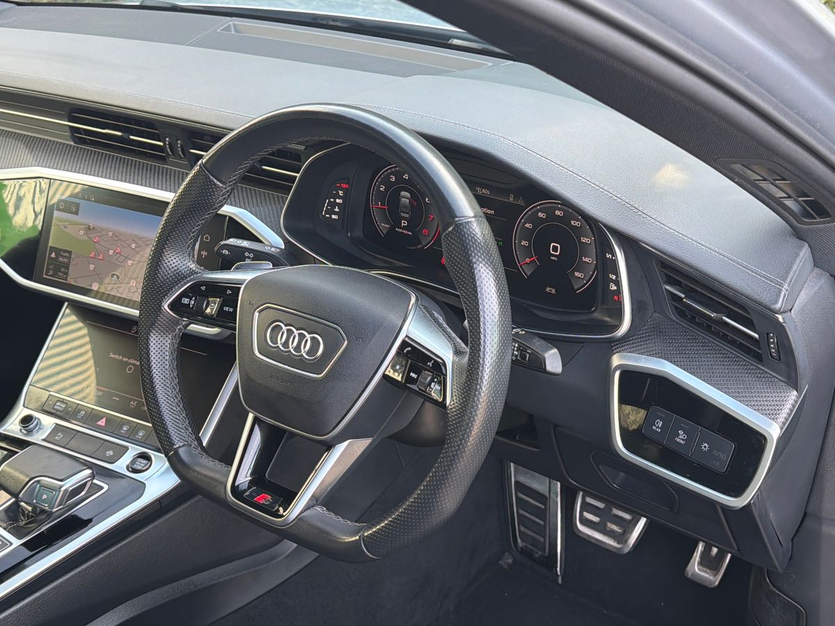 40 TFSI S TRONIC TECH PACK