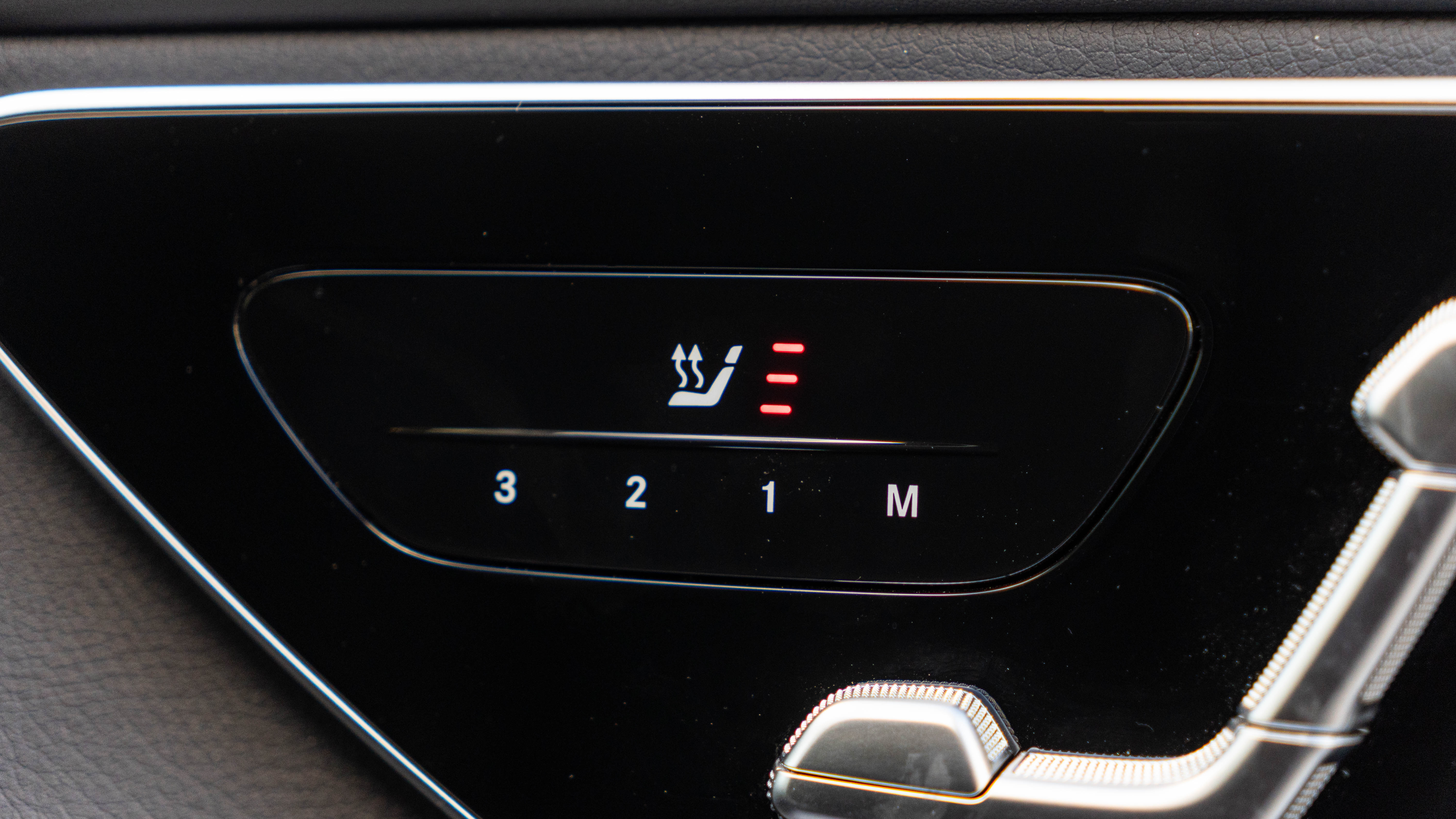 GLC 300D 4MATIC PREMIUM + 9G-TRONIC