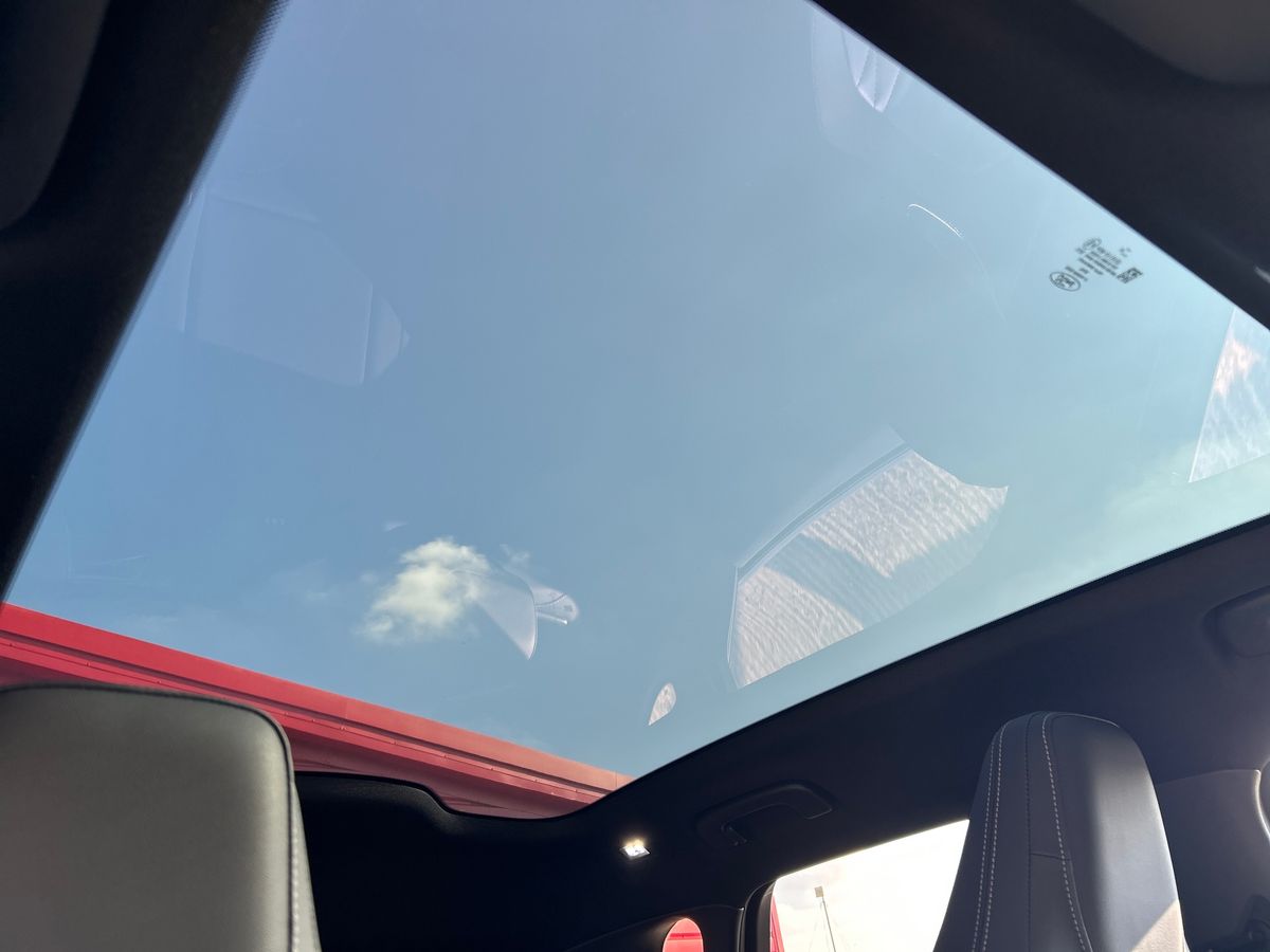 CAPRI PREMIUM 5 DOOR 77KWH EXTENDED RANGE RWD 1 SPEED AUTOMATIC