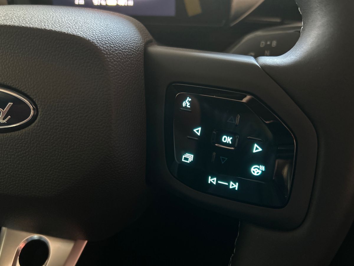 CAPRI PREMIUM 5 DOOR 77KWH EXTENDED RANGE RWD 1 SPEED AUTOMATIC