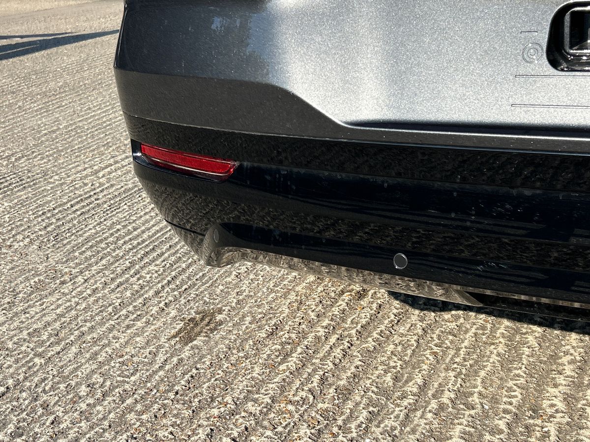 CAPRI PREMIUM 5 DOOR 77KWH EXTENDED RANGE RWD 1 SPEED AUTOMATIC