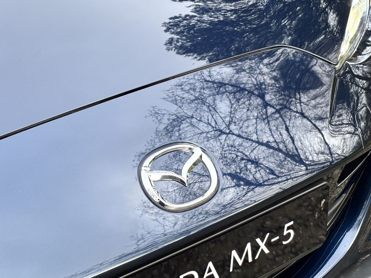 MX-5 2.0 [184] HOMURA 2DR CONVERTIBLE