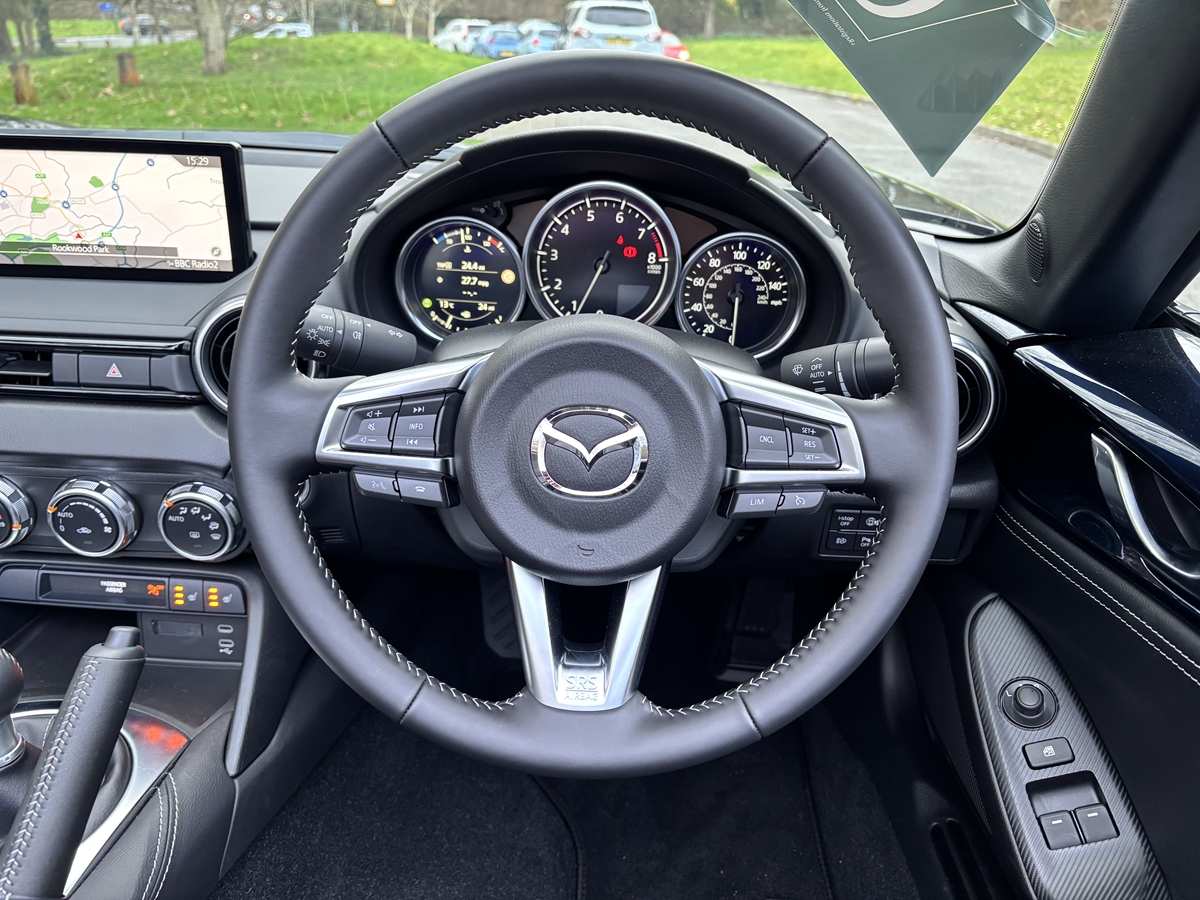 MX-5 2.0 [184] HOMURA 2DR CONVERTIBLE