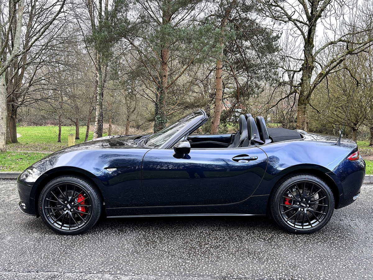 MX-5 2.0 [184] HOMURA 2DR CONVERTIBLE