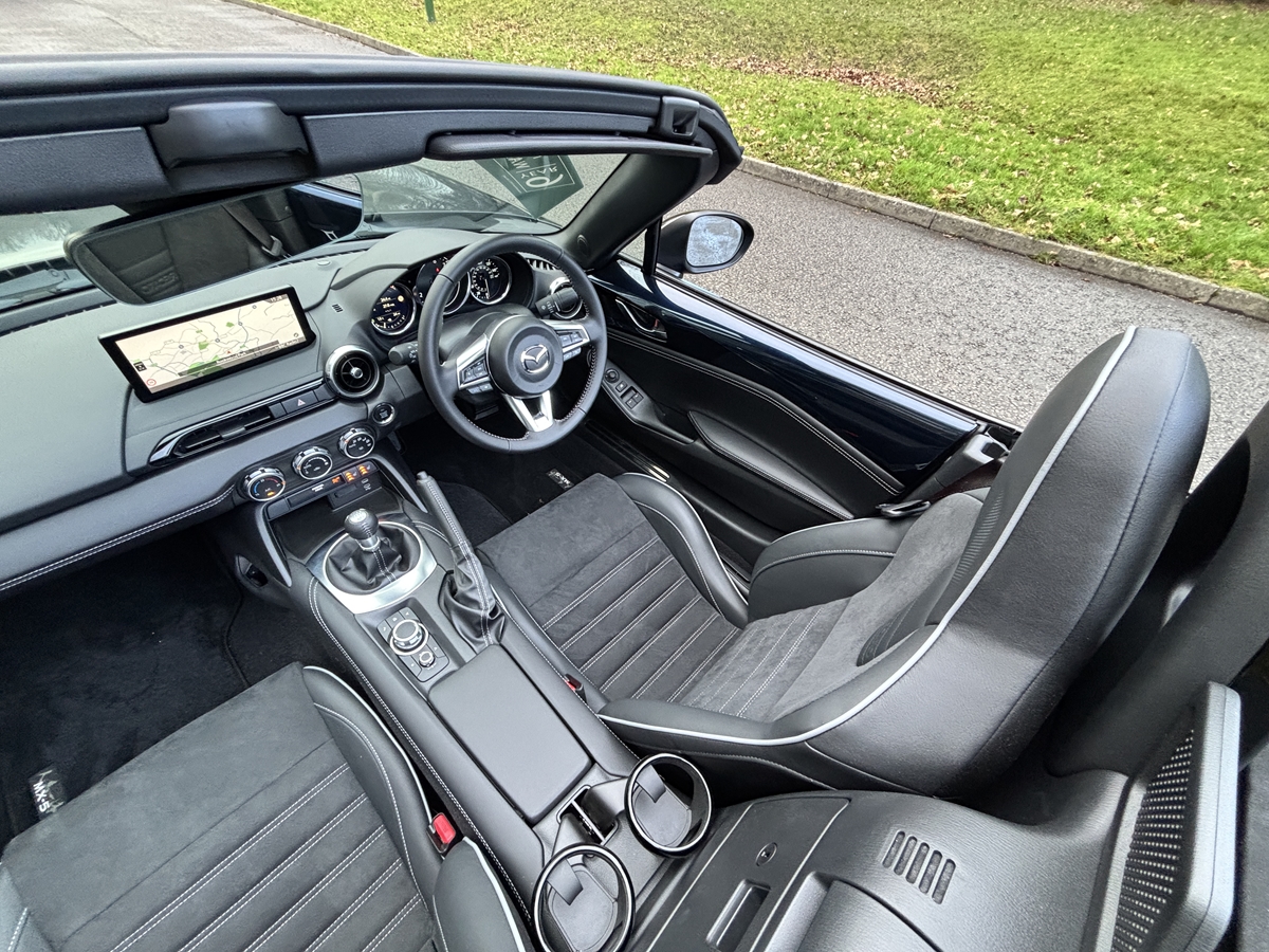 MX-5 2.0 [184] HOMURA 2DR CONVERTIBLE