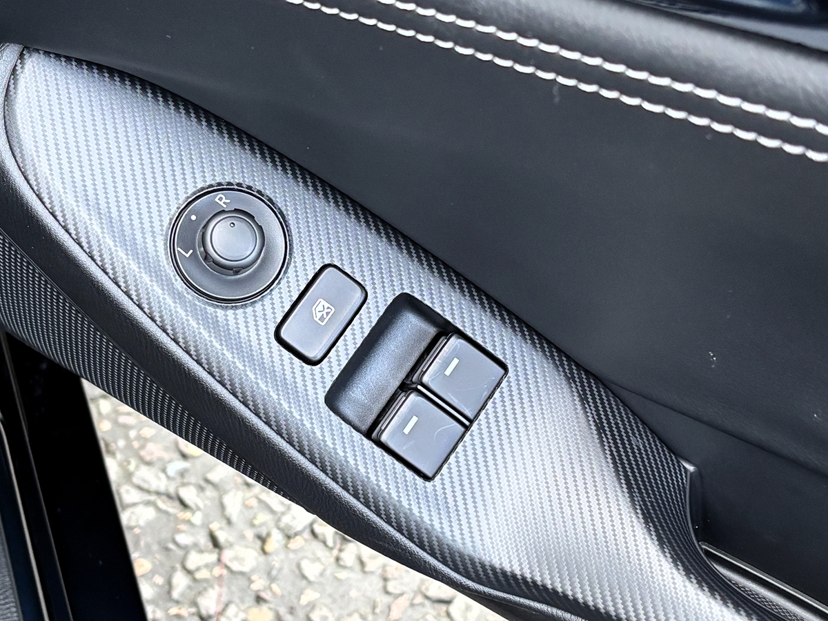 MX-5 2.0 [184] HOMURA 2DR CONVERTIBLE