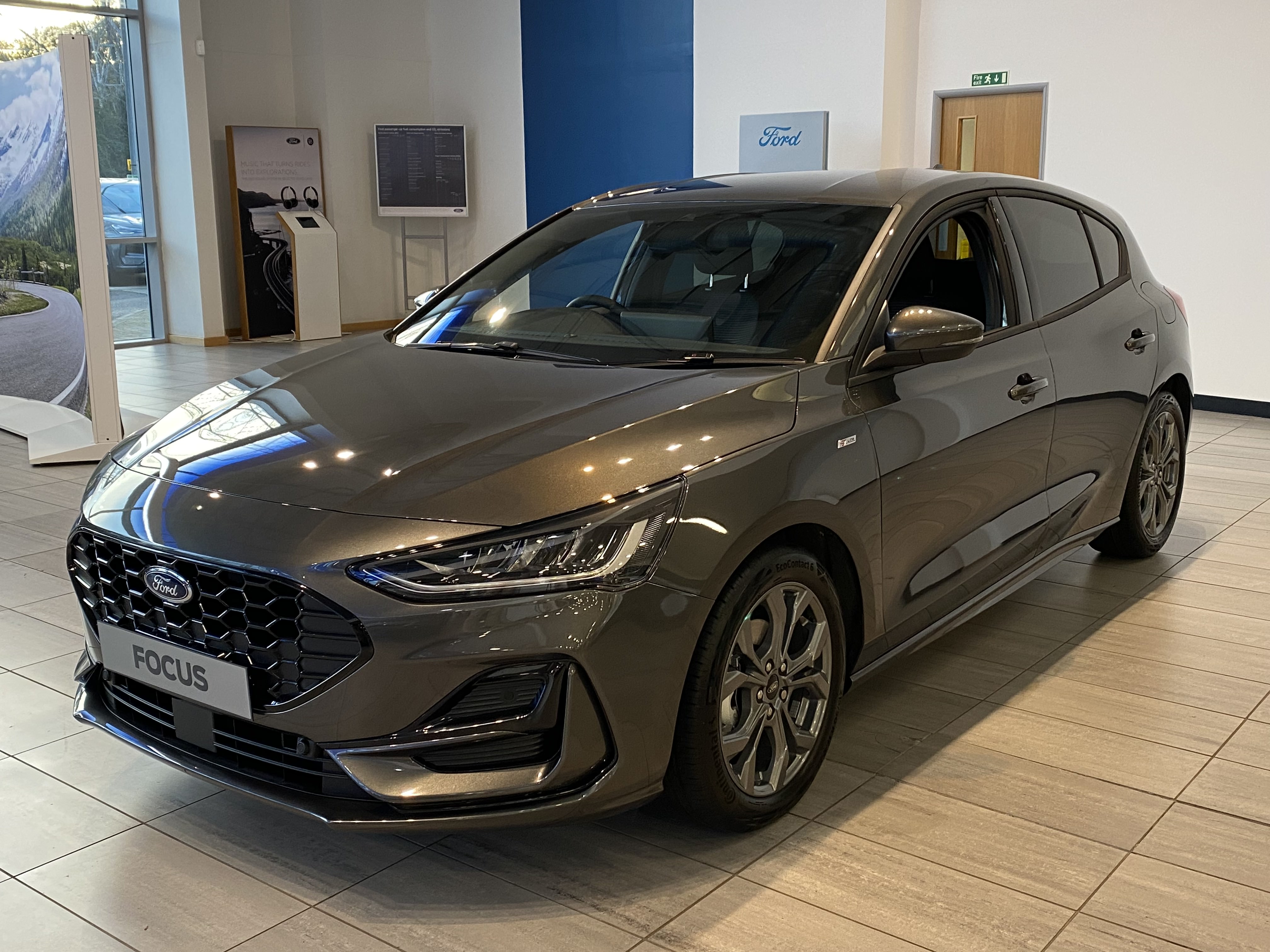 FOCUS ST-LINE 5 DOOR 1.0L ECOBOOST 125PS MHEV FWD 6 SPEED MANUAL