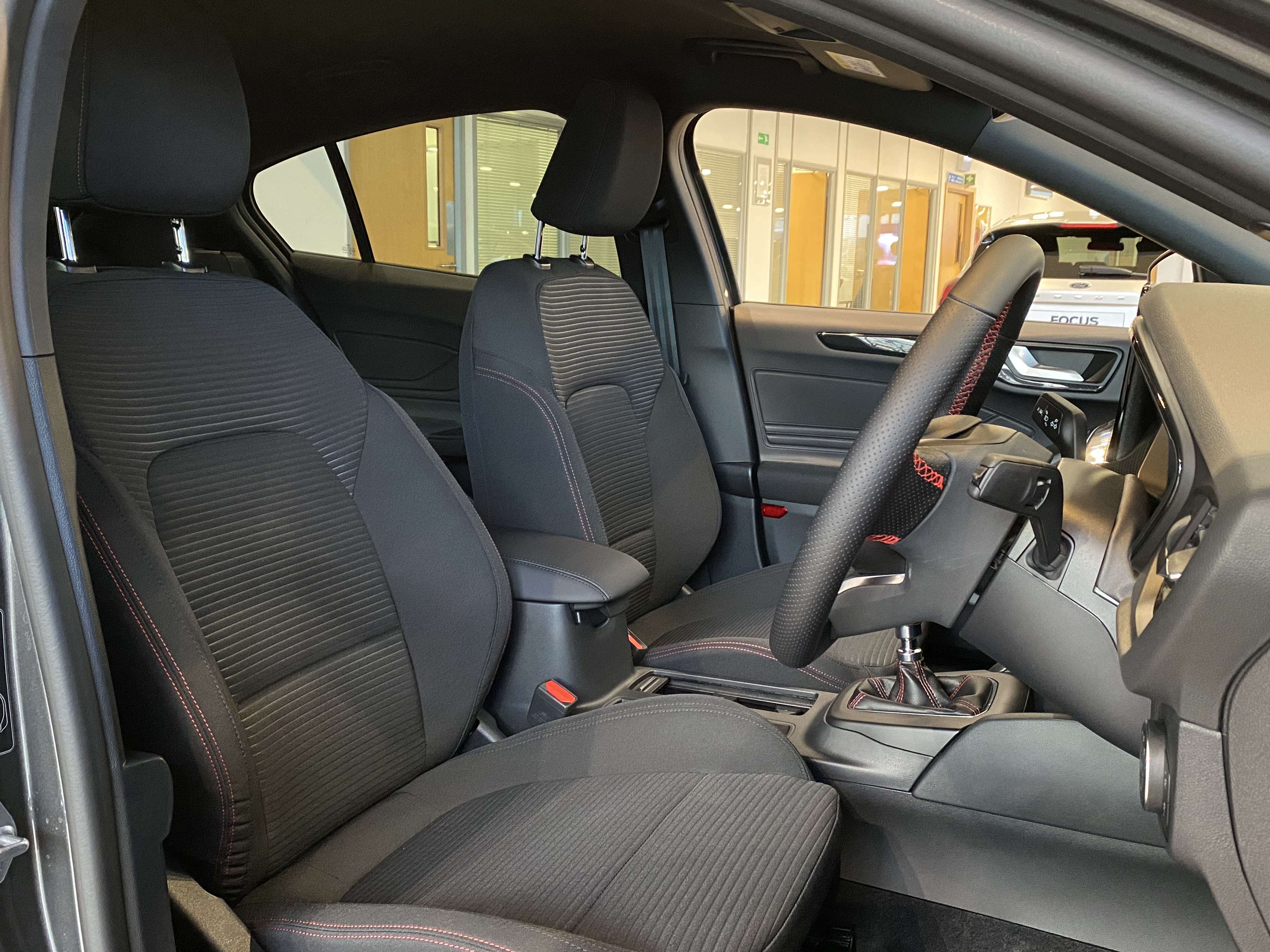 FOCUS ST-LINE 5 DOOR 1.0L ECOBOOST 125PS MHEV FWD 6 SPEED MANUAL