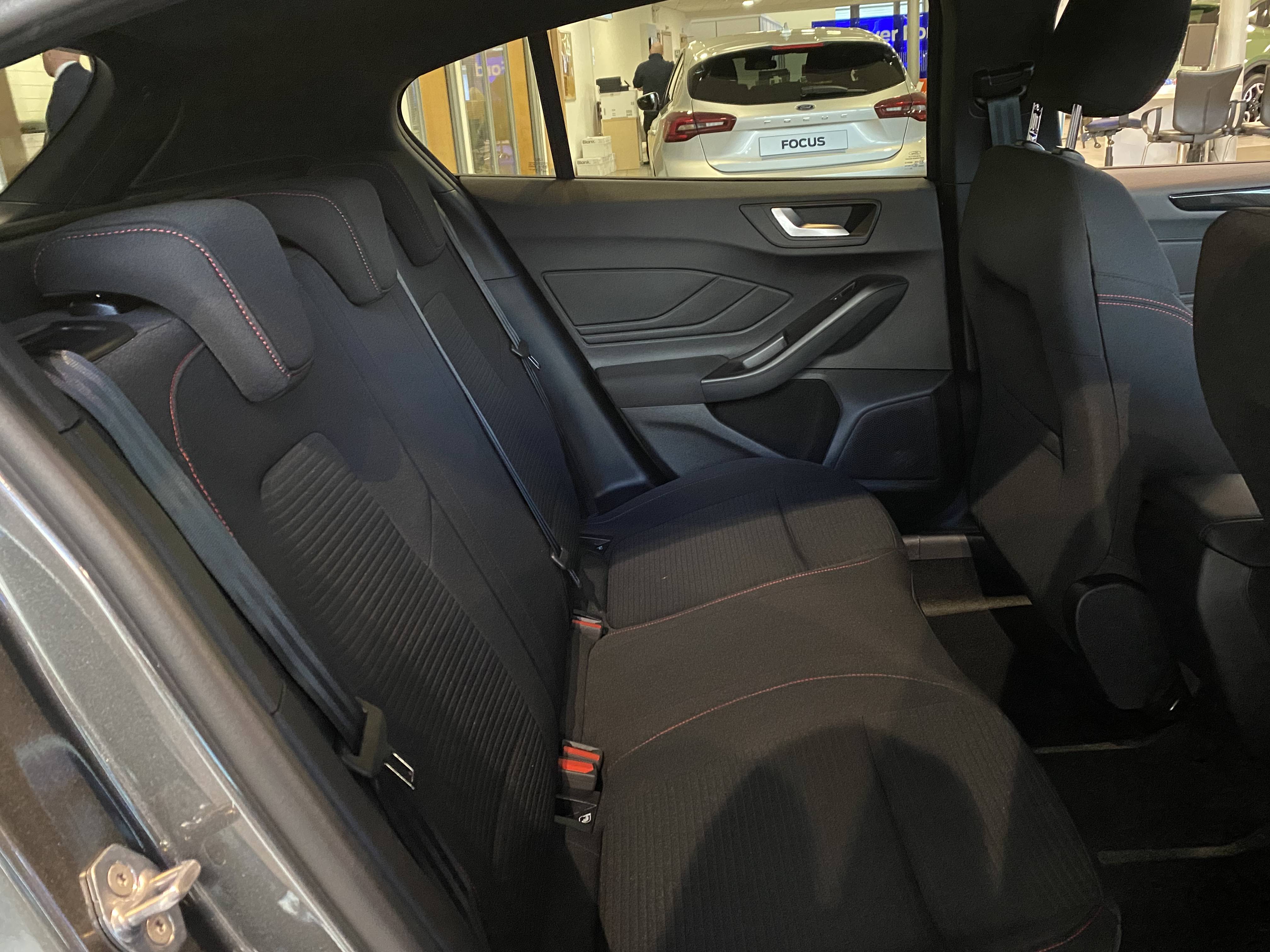 FOCUS ST-LINE 5 DOOR 1.0L ECOBOOST 125PS MHEV FWD 6 SPEED MANUAL