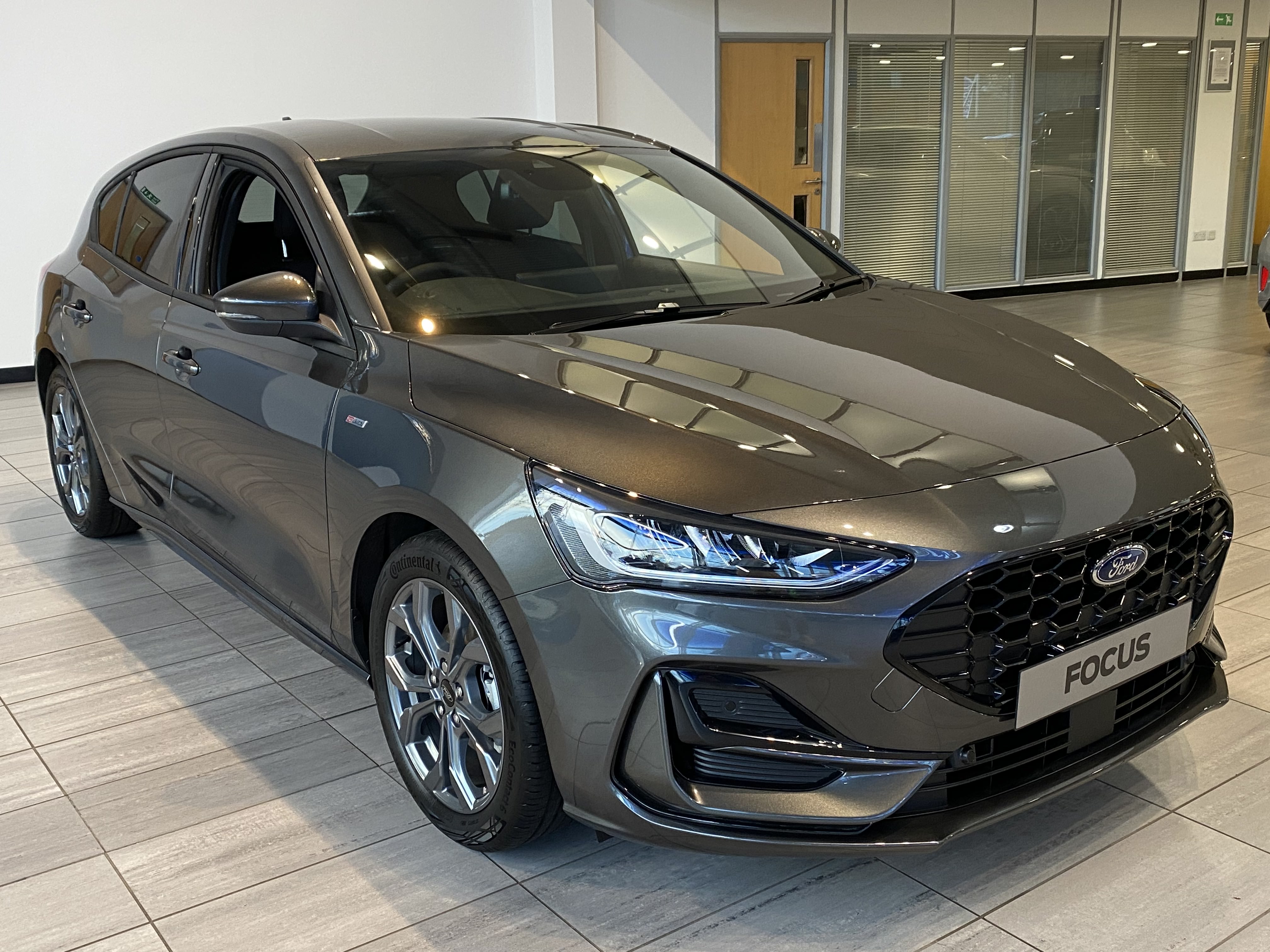 FOCUS ST-LINE 5 DOOR 1.0L ECOBOOST 125PS MHEV FWD 6 SPEED MANUAL