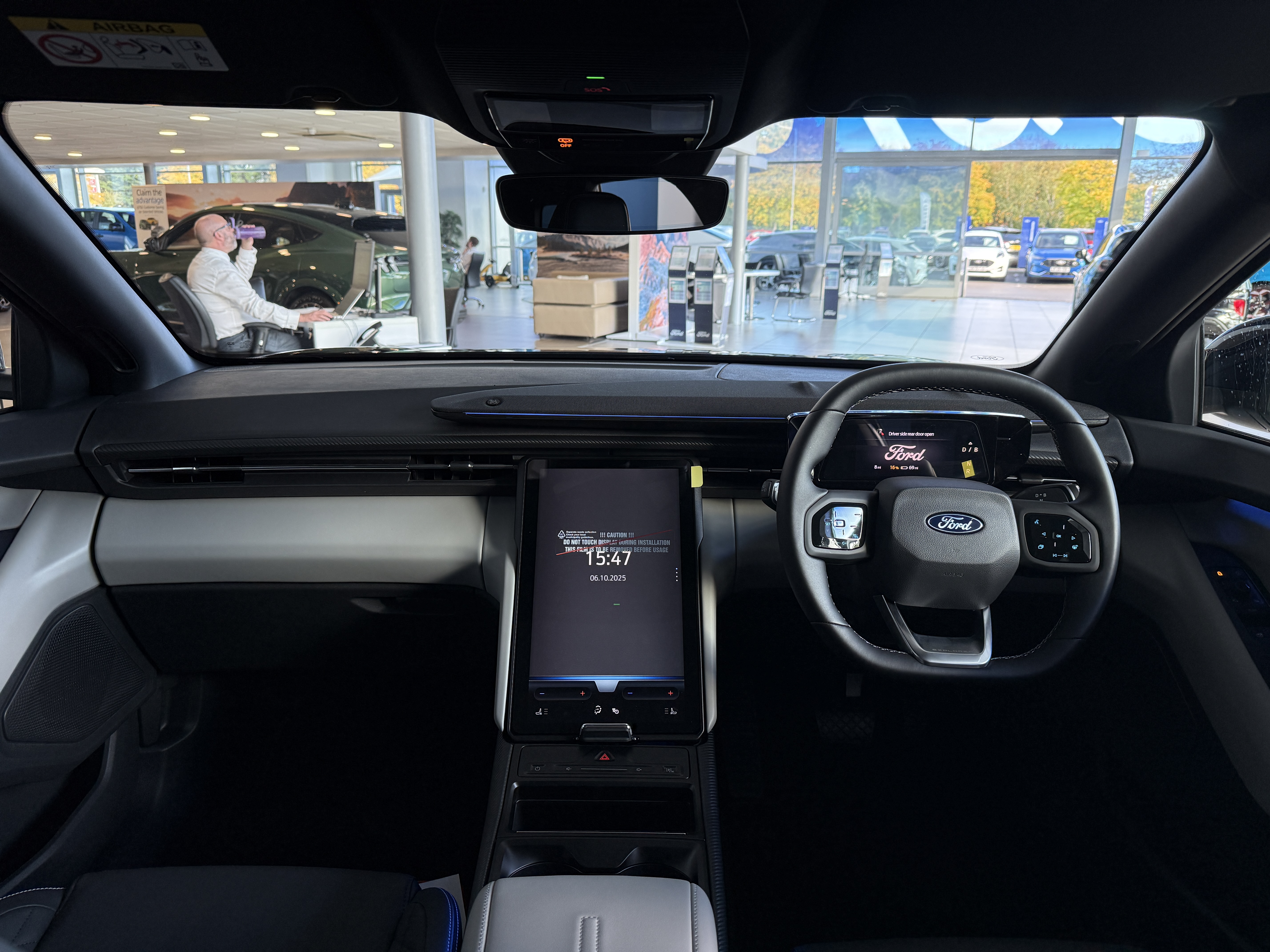 EXPLORER EV PREMIUM 5 DOOR 77KWH EXTENDED RANGE RWD 1 SPEED AUTOMATIC