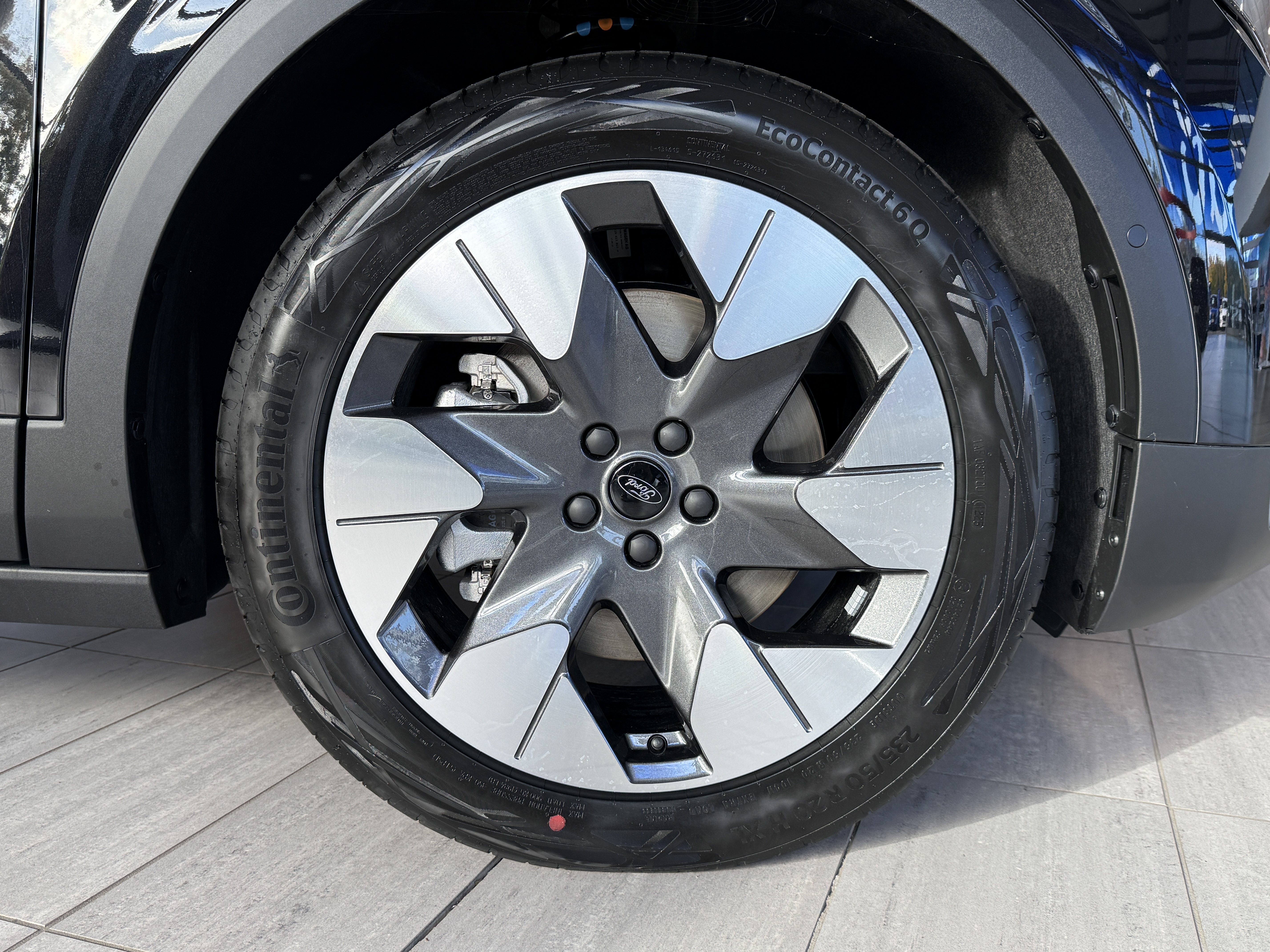 EXPLORER EV PREMIUM 5 DOOR 77KWH EXTENDED RANGE RWD 1 SPEED AUTOMATIC