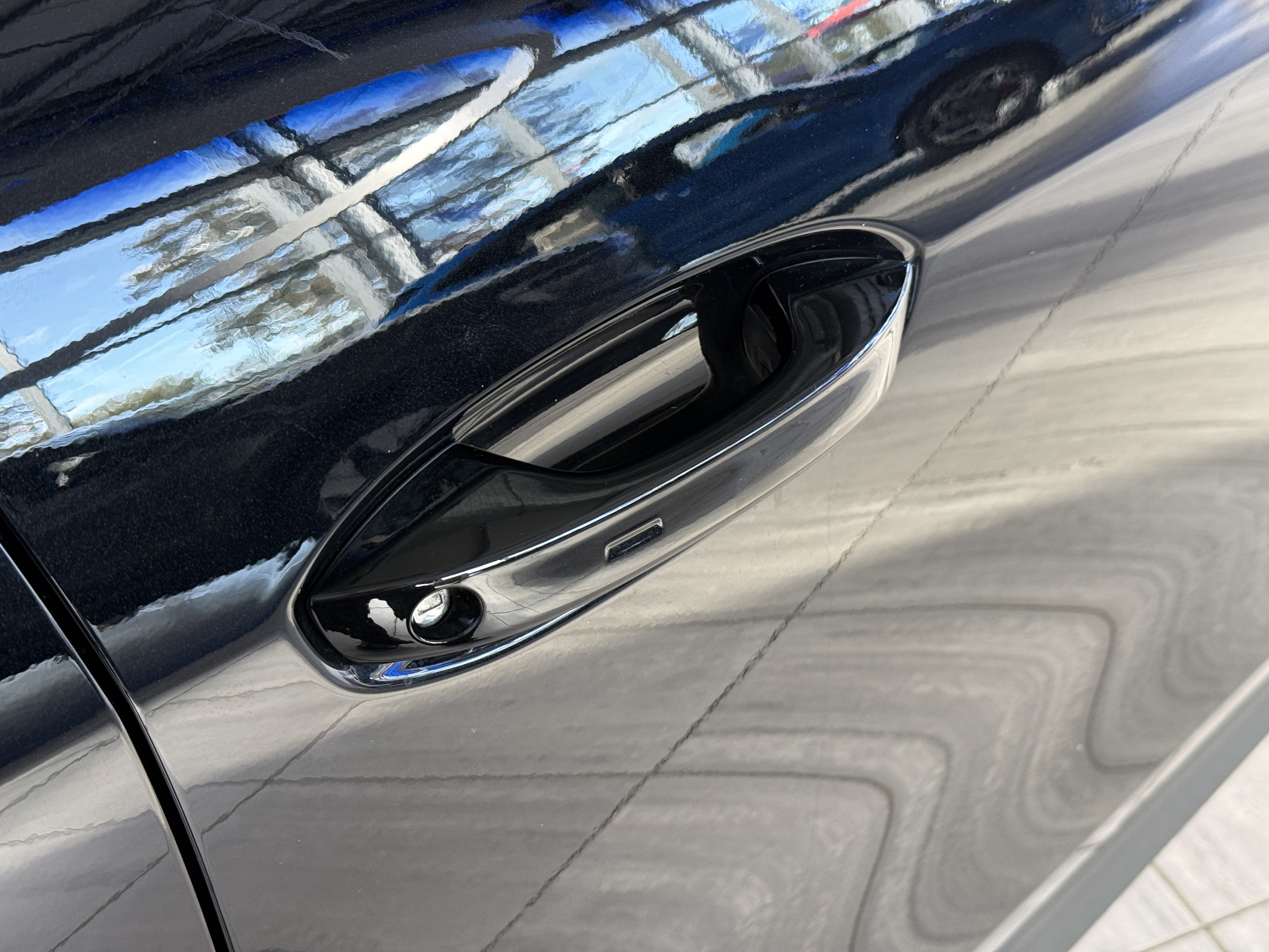 EXPLORER EV PREMIUM 5 DOOR 77KWH EXTENDED RANGE RWD 1 SPEED AUTOMATIC