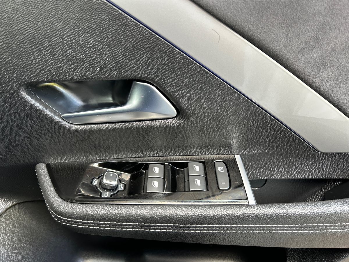 PLUG-IN HYBRID
